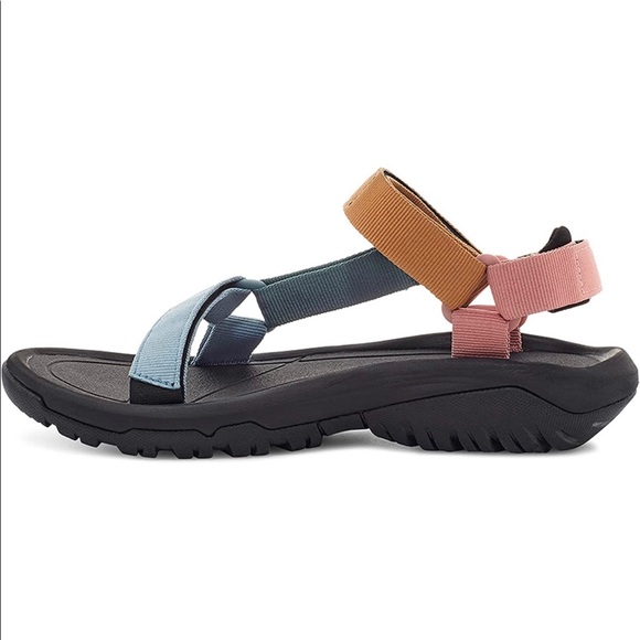 Teva size 8 - Picture 4 of 5